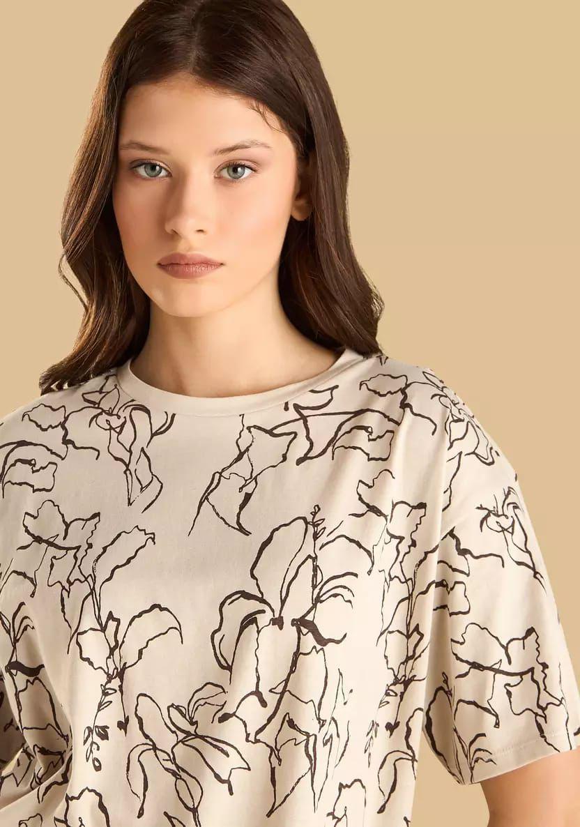 Ladies flower pattern T- Shirt